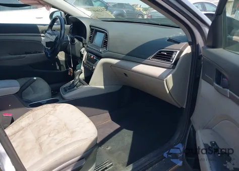 2017 Hyundai Elantra Se z USA, uszkodzony, nr VIN KMHD84LF5HU152826